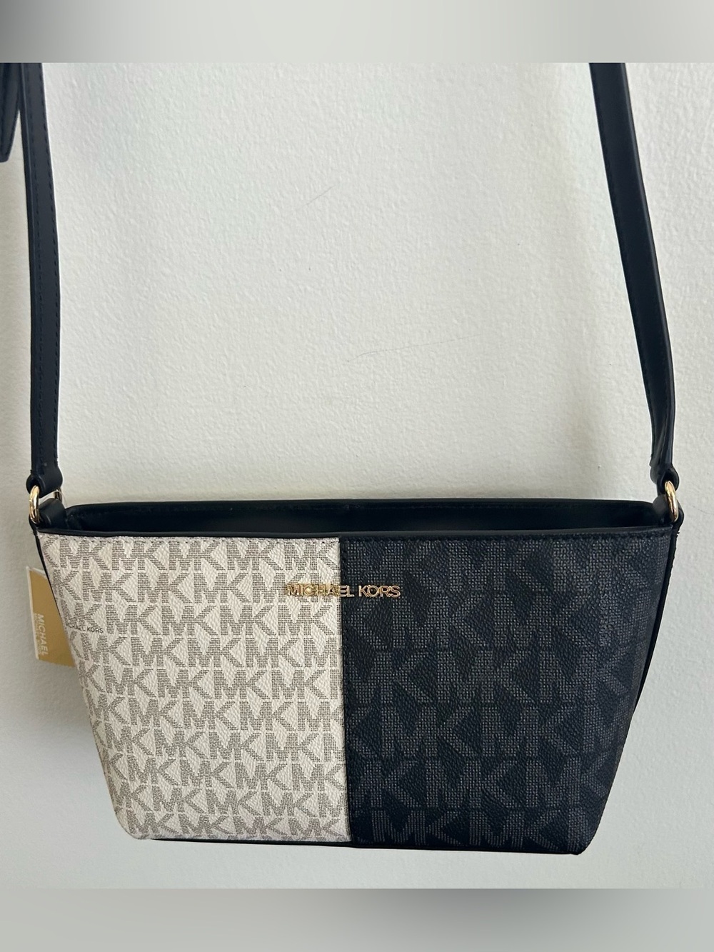 Michael Kors Jet Set Black Cream MK Signature Logo Shoulder Crossbody Bag - Picture 12 of 13